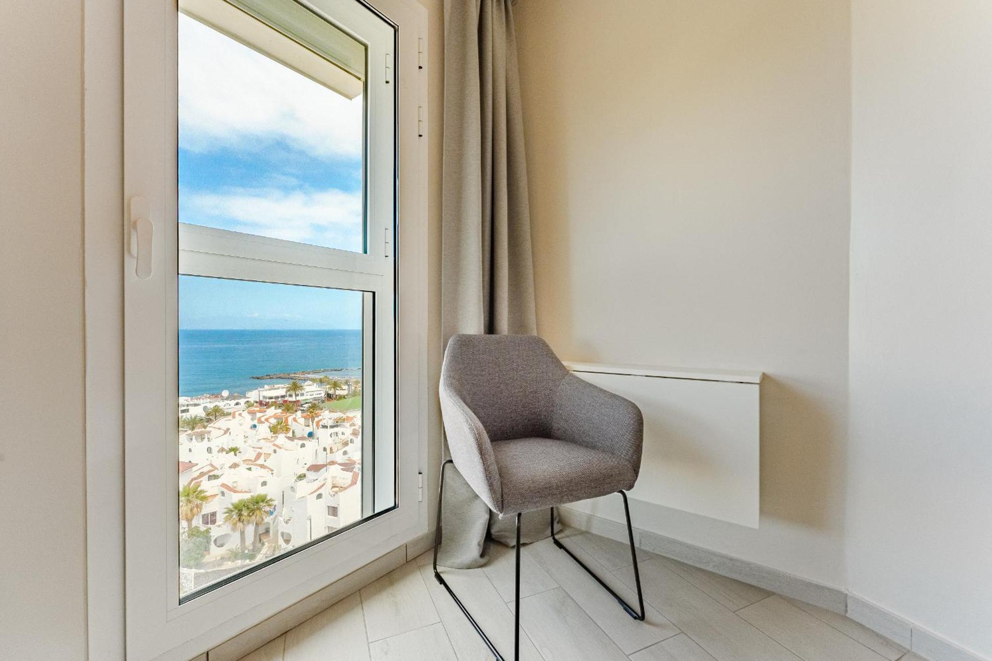 Apartment 8'th Floor Ocean View In Americas Arona (Tenerife)